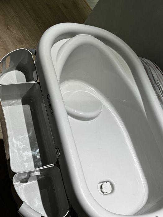 Пеленальный столик + ванночка для детей 2 в 1