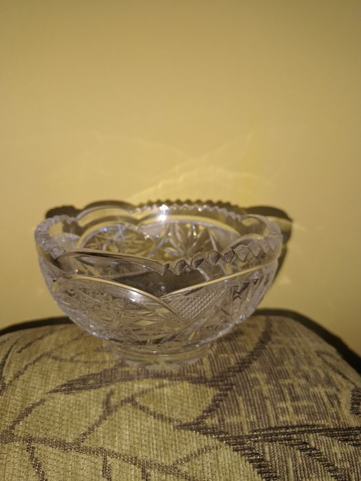 Кристал СССР Ваза,Купа,Купа с Капак .
Ваза-80лв
Купа-60лв
Купа с капак