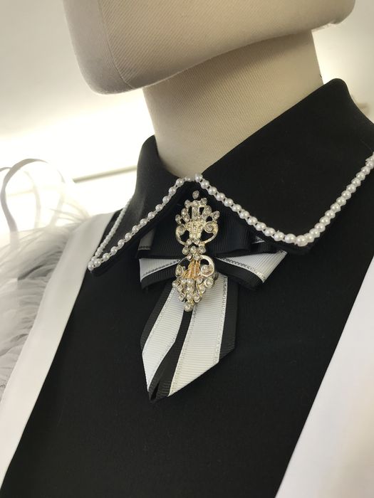 Нарядное школьное платье