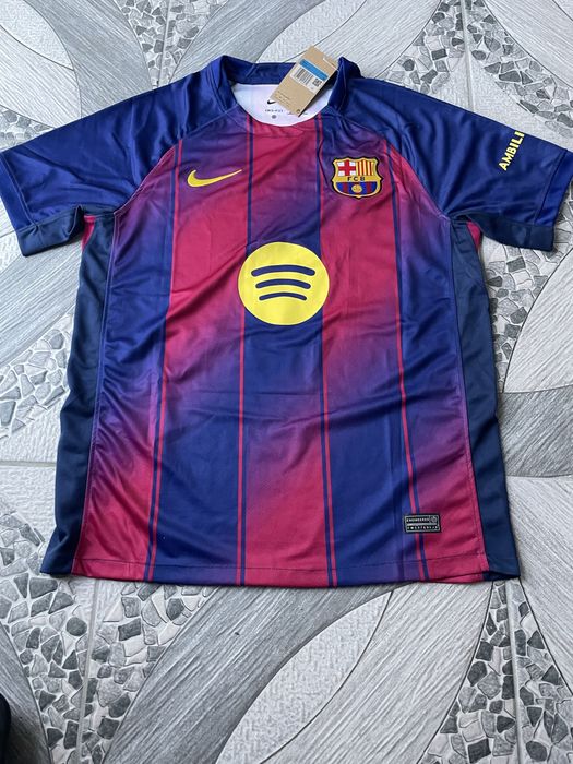 Tricou Barcelona Special