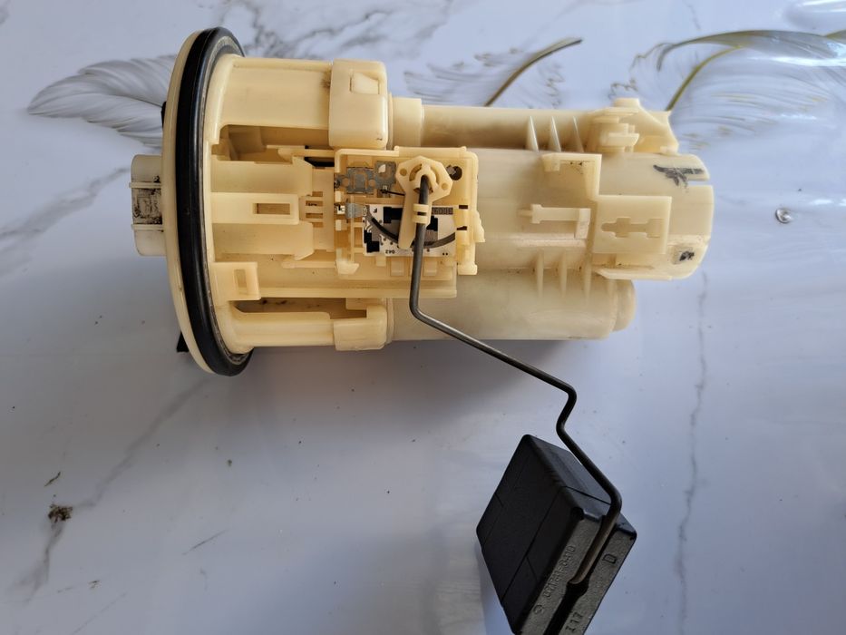 Топливный насос в сборе