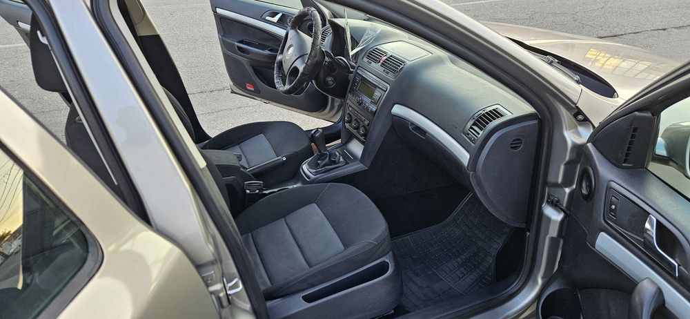 SKODA Octavia 2008 — imagine 5