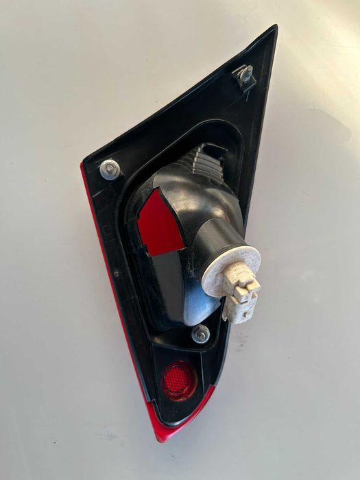 стоп десен  Mitsubishi colt 3врати 2005-2008 г. #573S.