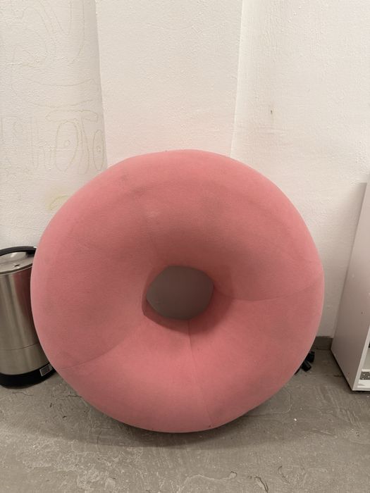 Пуфик бублик диаметр 95 см