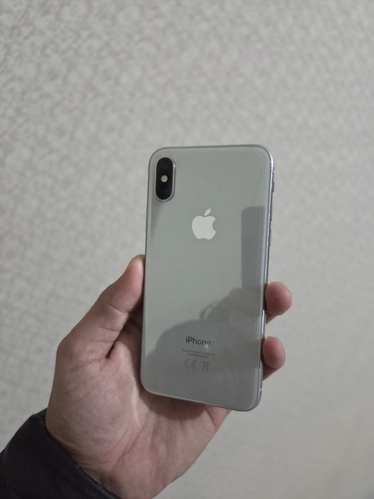 Продам телефон iPhone XS
