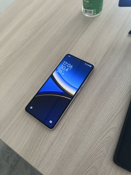 Продается Poco F7 PRO