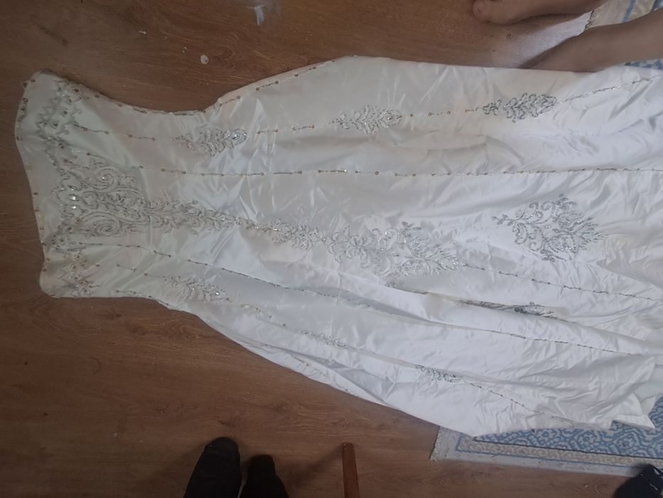 Продам свадебное платье