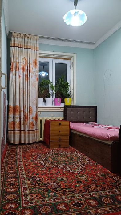 Sotiladi srochna Kvartira 3 xona