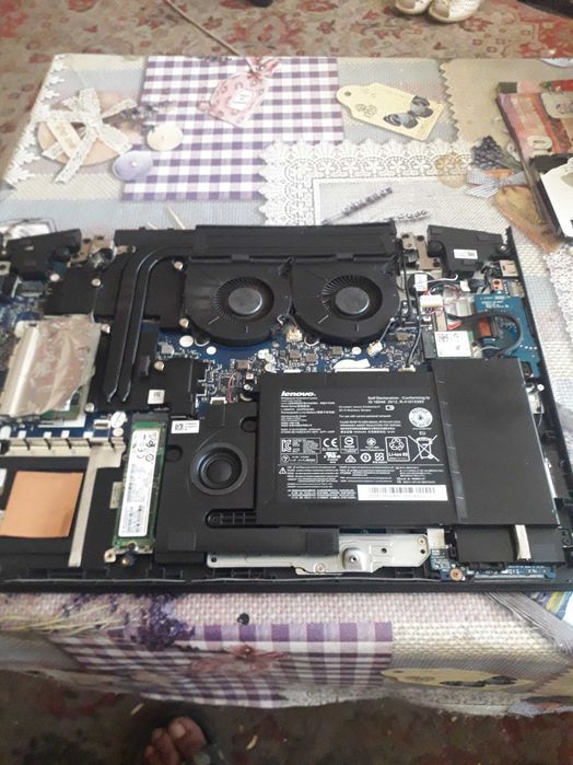 Lenovo Y700 Gaming I7 Hq nvidia ddr5 cu 12 gb ssd si hdd