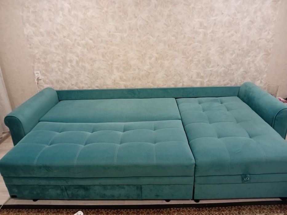 Диван в хорошем состоянии