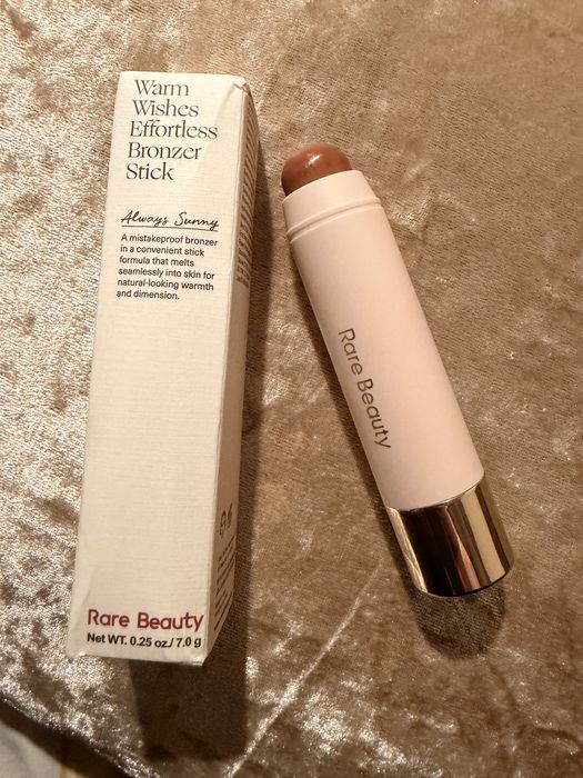 Rare Beauty stick контур
