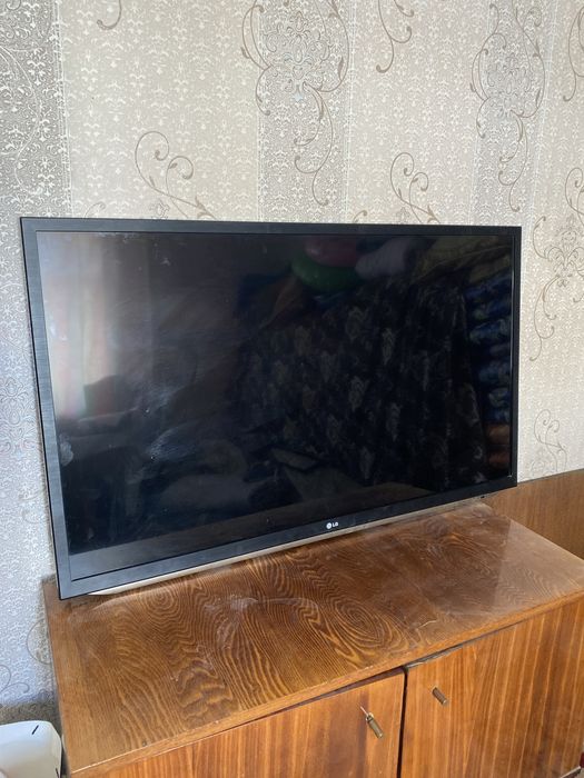 LG 47LM580T 47” Full HD