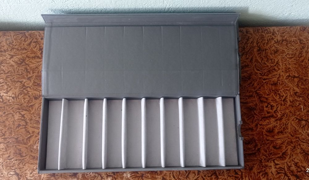 Кутии за съхранение на ръчни часовници