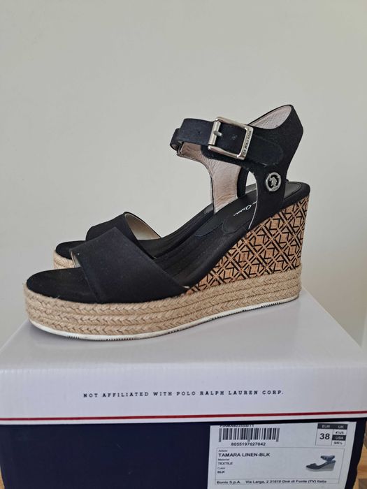 Еспадрили на платформа 38 номер