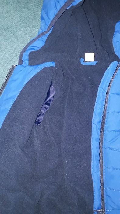 Продам куртку на осень