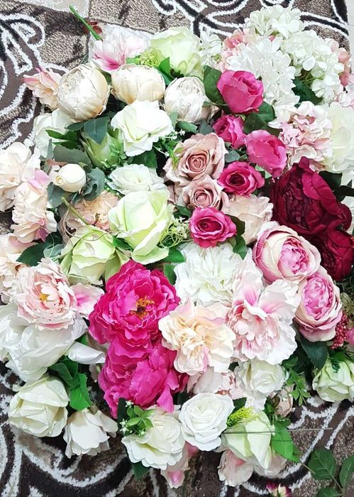 Искусственные цветы для декора