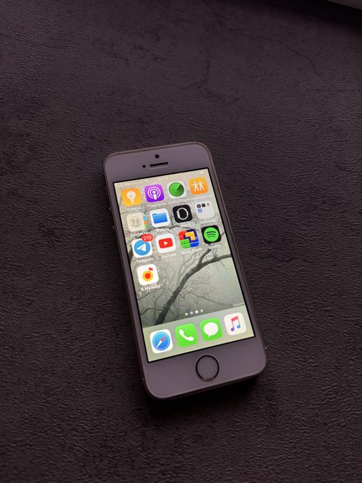 Iphone 5s, в отличном состоянии