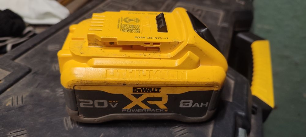 DeWalt DCB 2108 power pack
