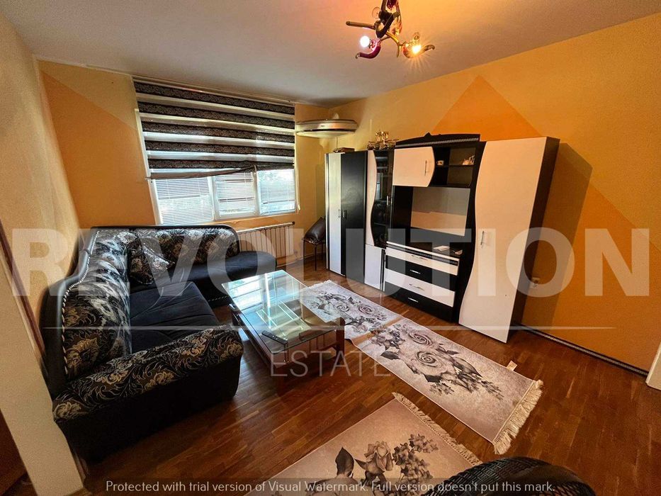 Просторен четиристаен апартамент в кв. Боян Българанов, гр. Шумен!