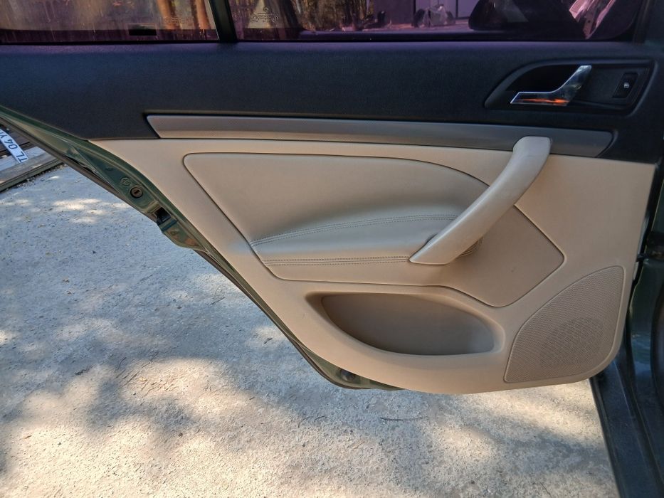 Fețe de usi piele crem complete Skoda Octavia 2 berlina(sedan) an 2007