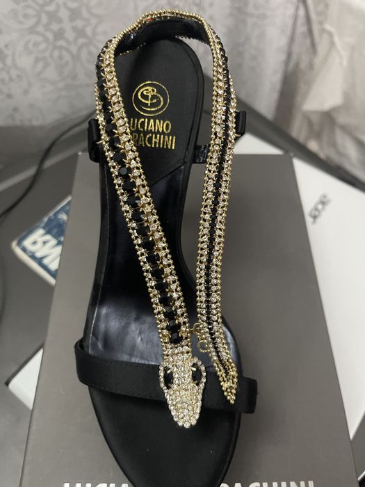 Сандали официални