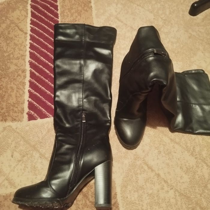 Продам обувь одела один раз