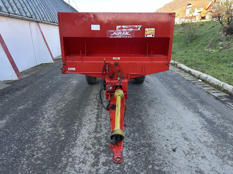 Mig ,remorca de imprastiat gunoi Gilibert 7 tone