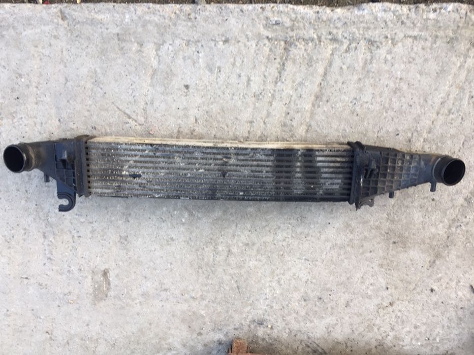 Radiator interculer Craysler C300 3.0V6 pret 500 lei