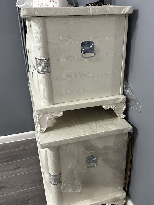 Сундук в новой состоянии ..