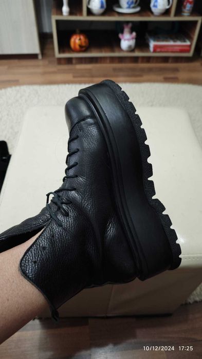 Bocanci din piele neagra CHUNKY - MOJA
