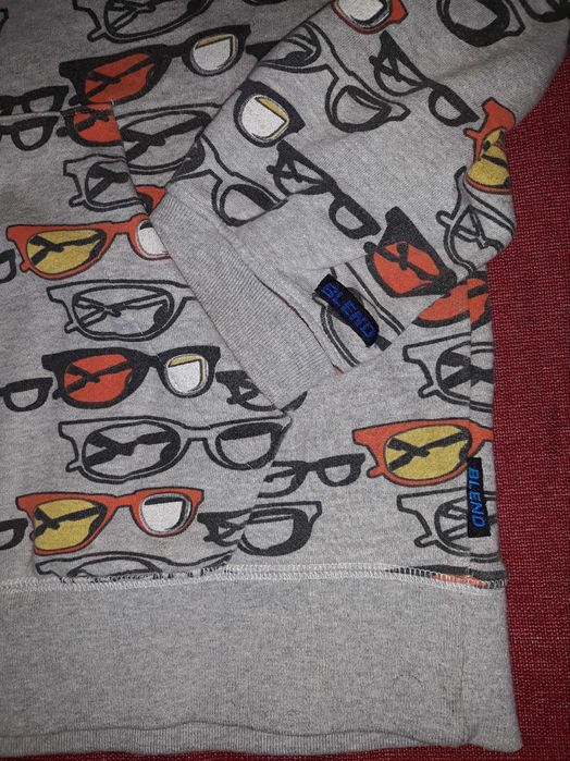 Суичър с качулка худи с слънчеви очила Blend