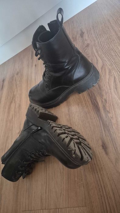 Обувки,боти,ботуши