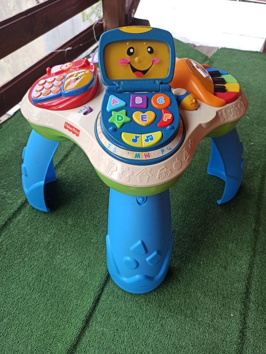 Vand masuta activitati copii cu suntete, lumini, muzica