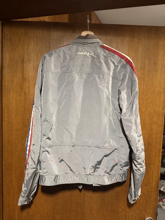 Яке Hackett Aston Martin