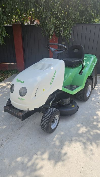 Tractoras de tuns iarba gazon Viking