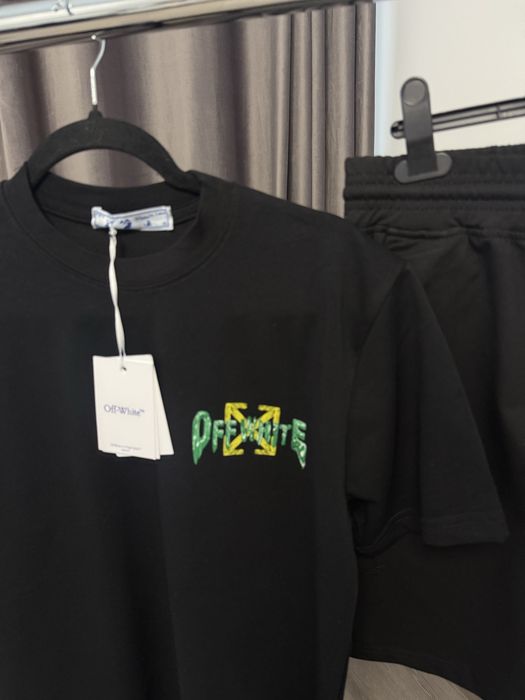 Compleu OFF WHITE super calitate