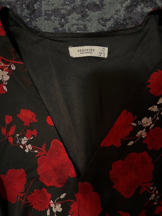 Rochie cu fustă plisată