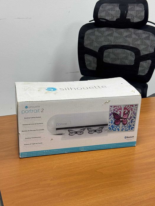 Silhouette Portrait 2 — новый режущий плоттер (не использовался)