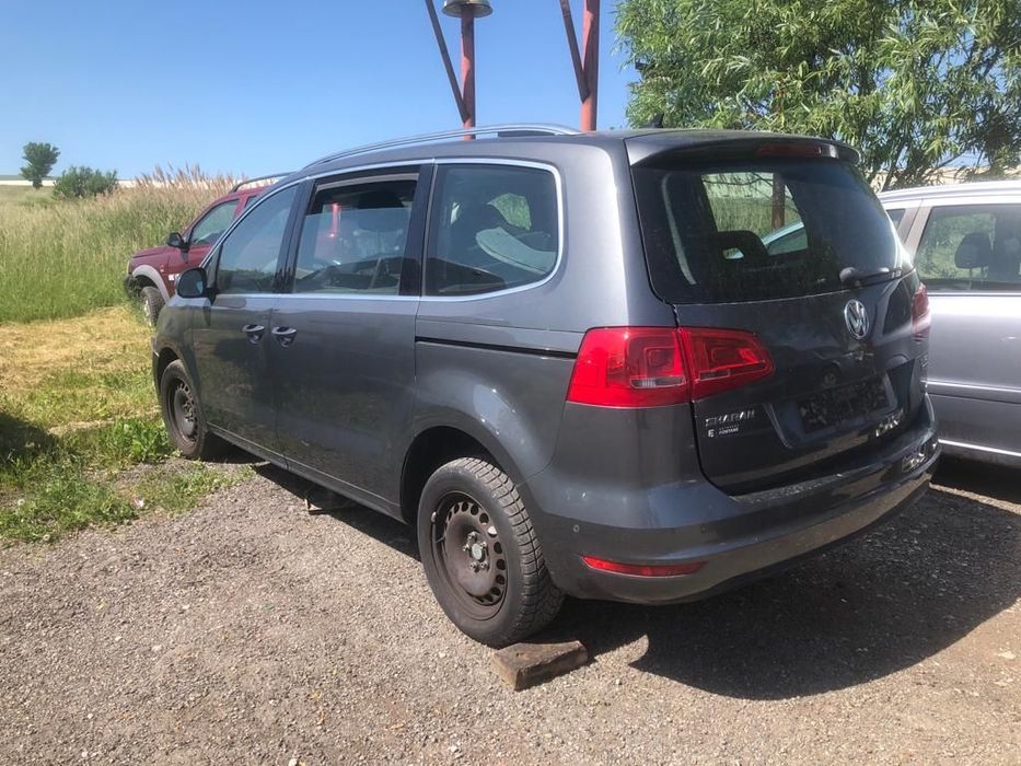 Dezmembrez piese VW Sharan 2014