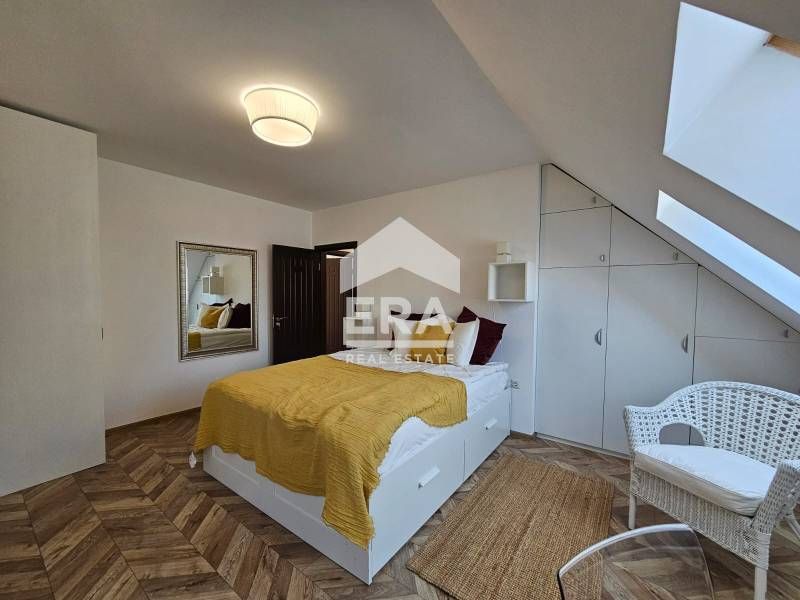 Дава се под наем Тристаен апартамент в Варна, Цветен квартал - 114 кв.м за 850 € - Снимка #8