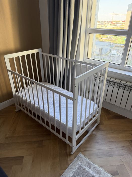 Детская кроватка