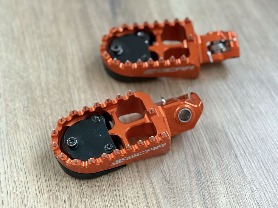 Продавам Степенки SCAR Supermoto KTM