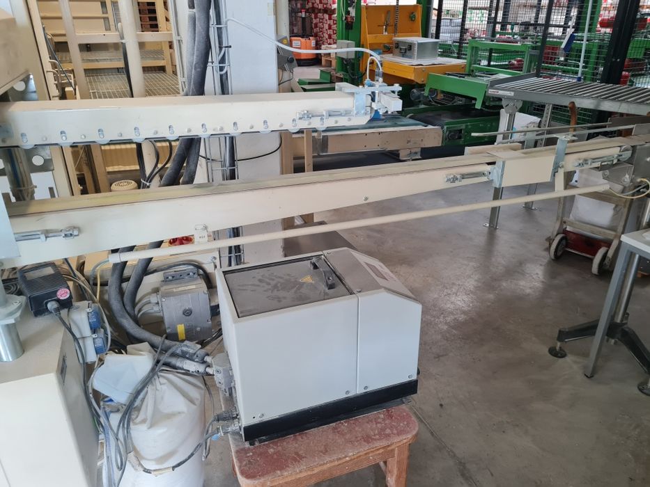 Linie automată de ambalare făină. Moară. Împachetare