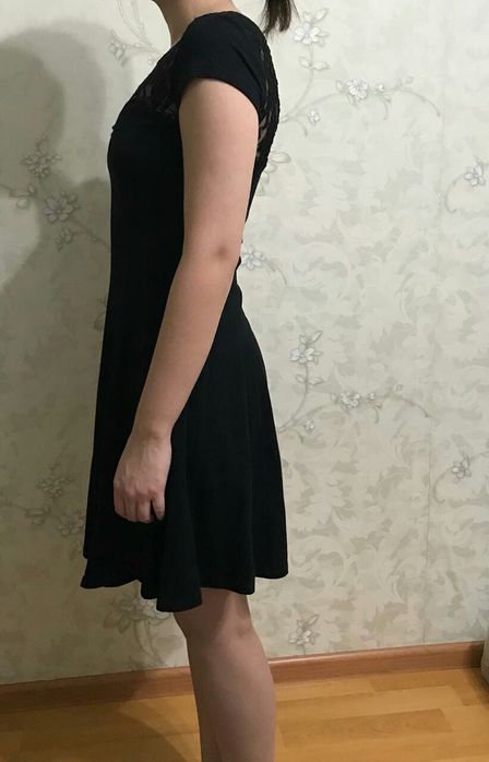 Черное платье