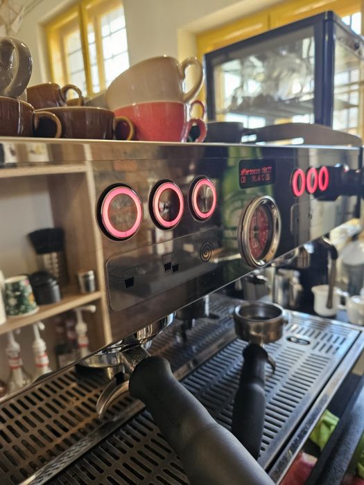 Espressor La Marzocco Linea PB AV, 2 grupuri