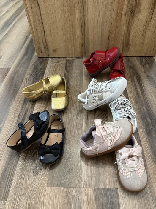 Pantofi si adidasi fetita nr 25