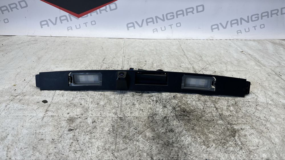 Hyundai Tucson 4 багажна лайстна с камера