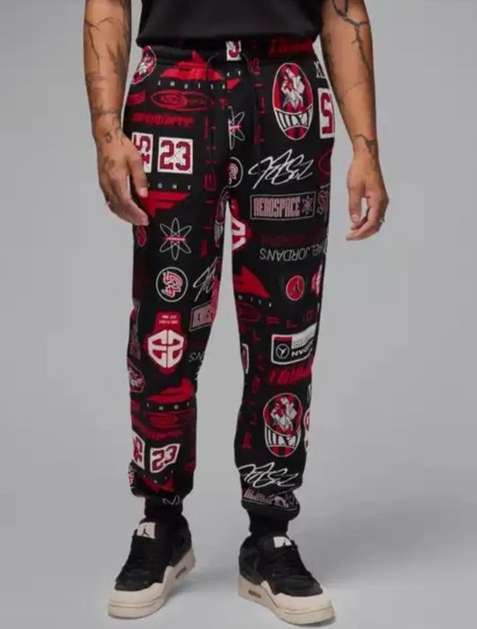 Памучно Долнище Air Jordan 

Чисто ново с етикети. 

Размер M

Цена 89