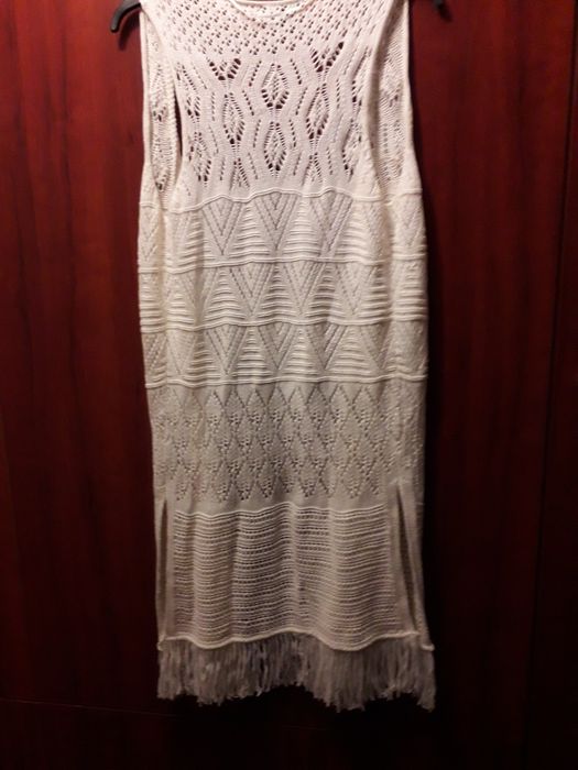 Accesoriu vestimentar pentru femei .