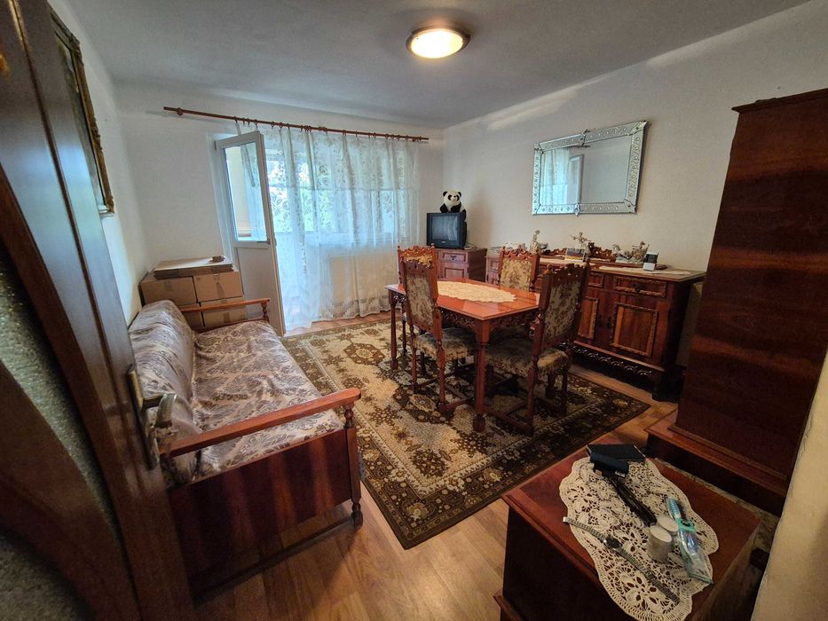 Apartament 4 camere Slatina